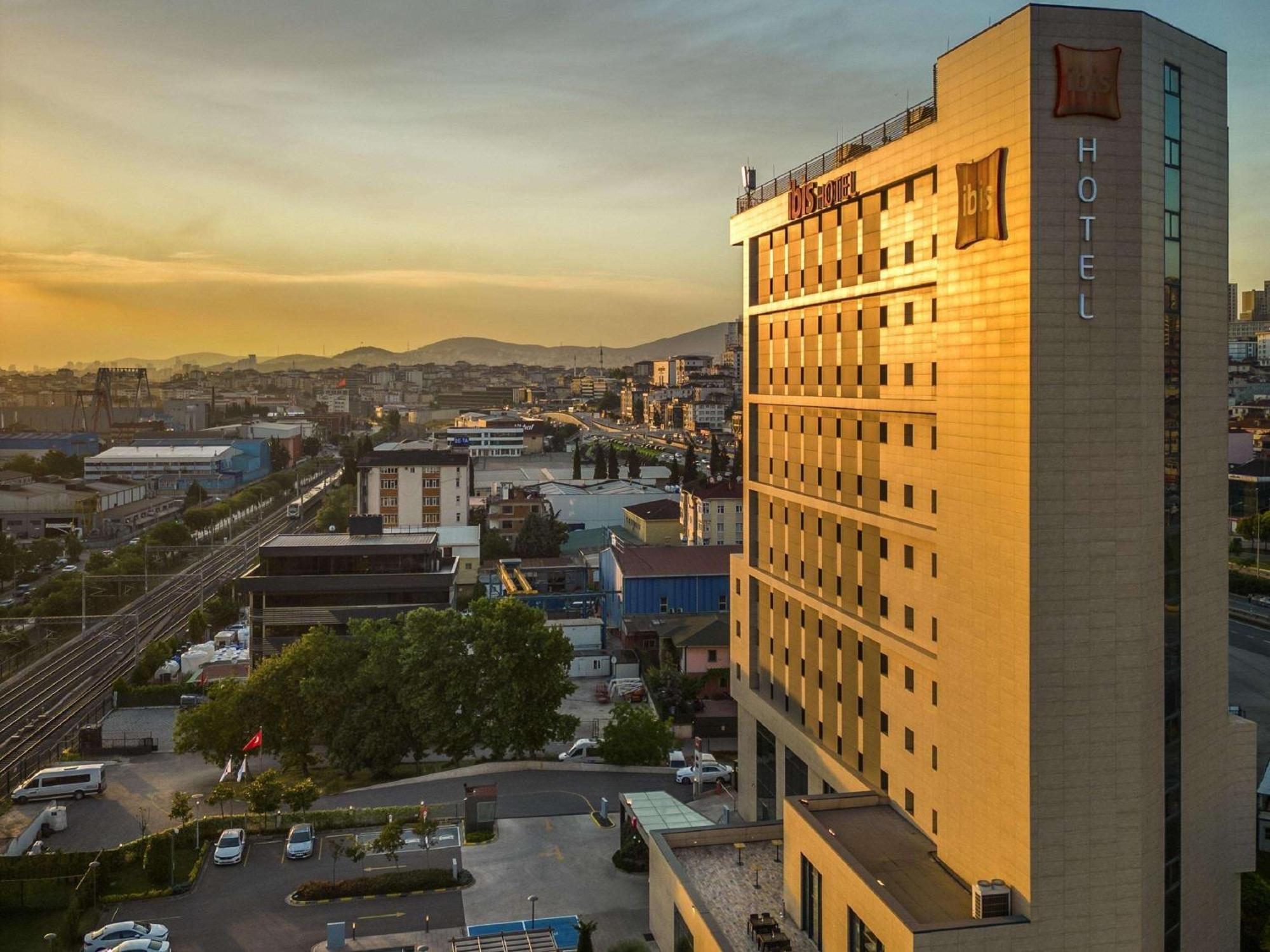 Ibis Istanbul Tuzla Hotel Cayirova Экстерьер фото